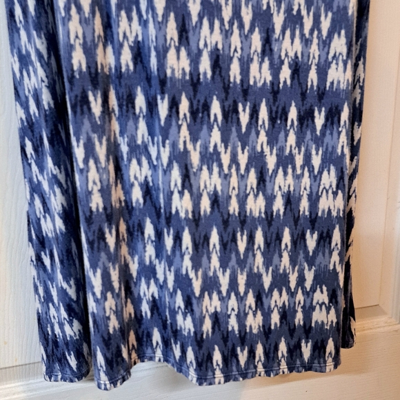Max Studio Blue & White Stretchy Maxi Skirt - Picture 3 of 7